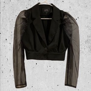 PUFF SLEEVE CROP TOP